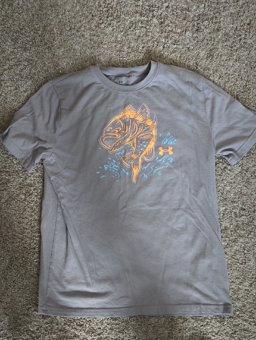 2 Boys Under Armour Tees